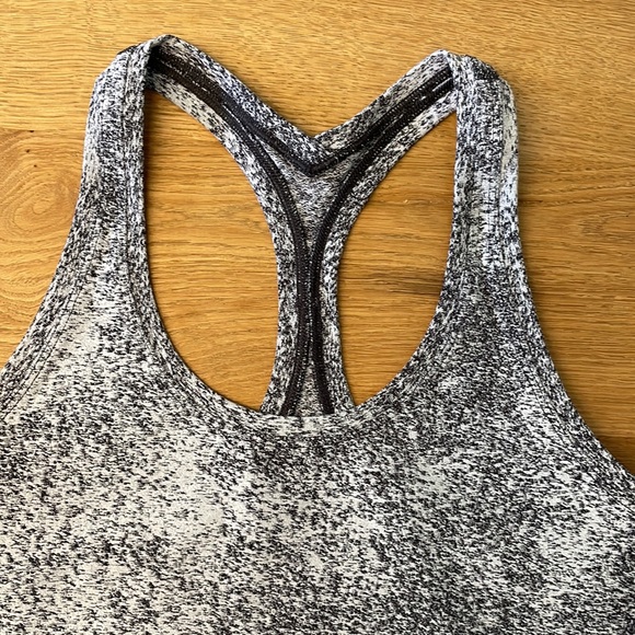 NWOT Lululemon Racerback Tank - Picture 2 of 5